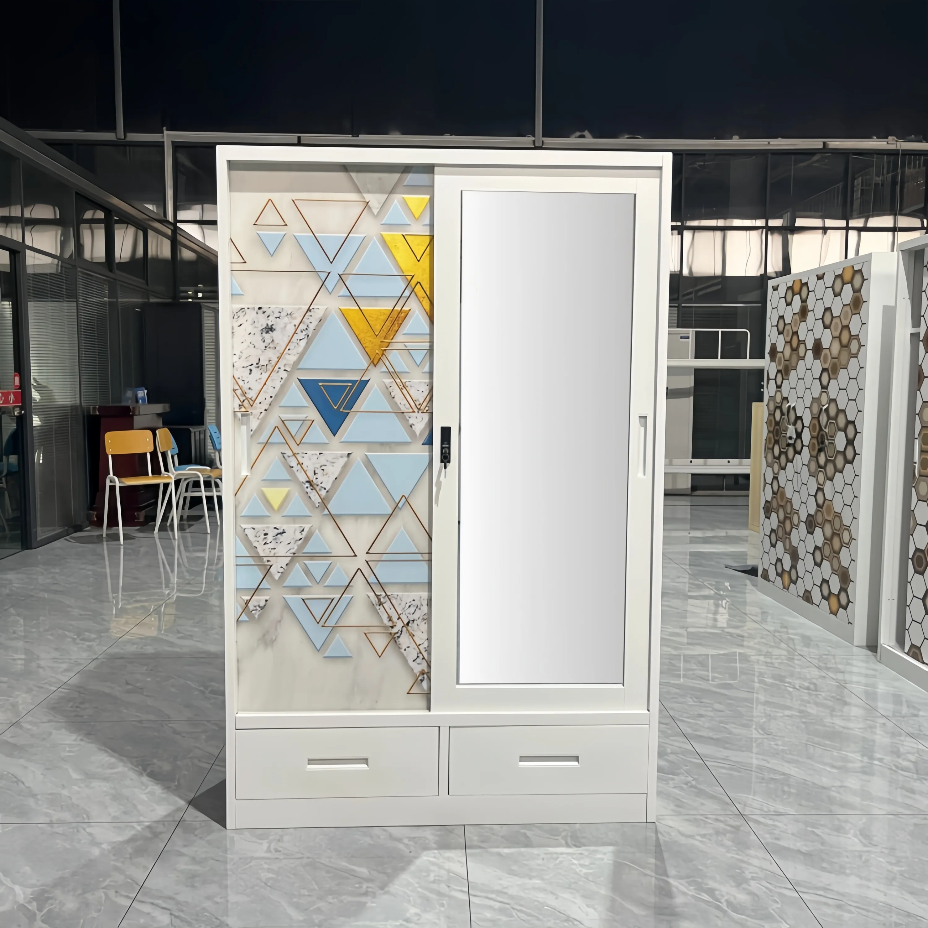 Silding Door Printed Wardrobe Scene 1